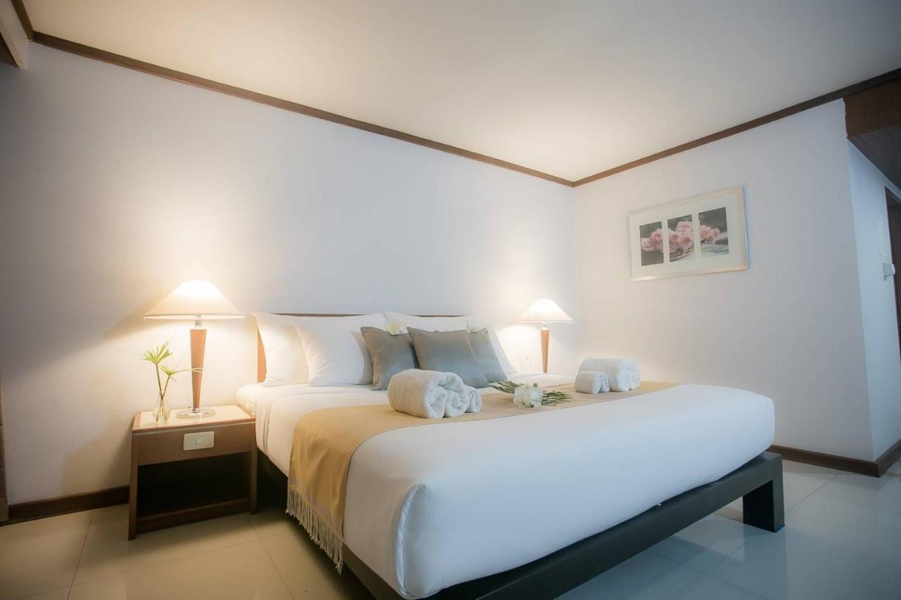Friday Hotel Uttaradit Εξωτερικό φωτογραφία