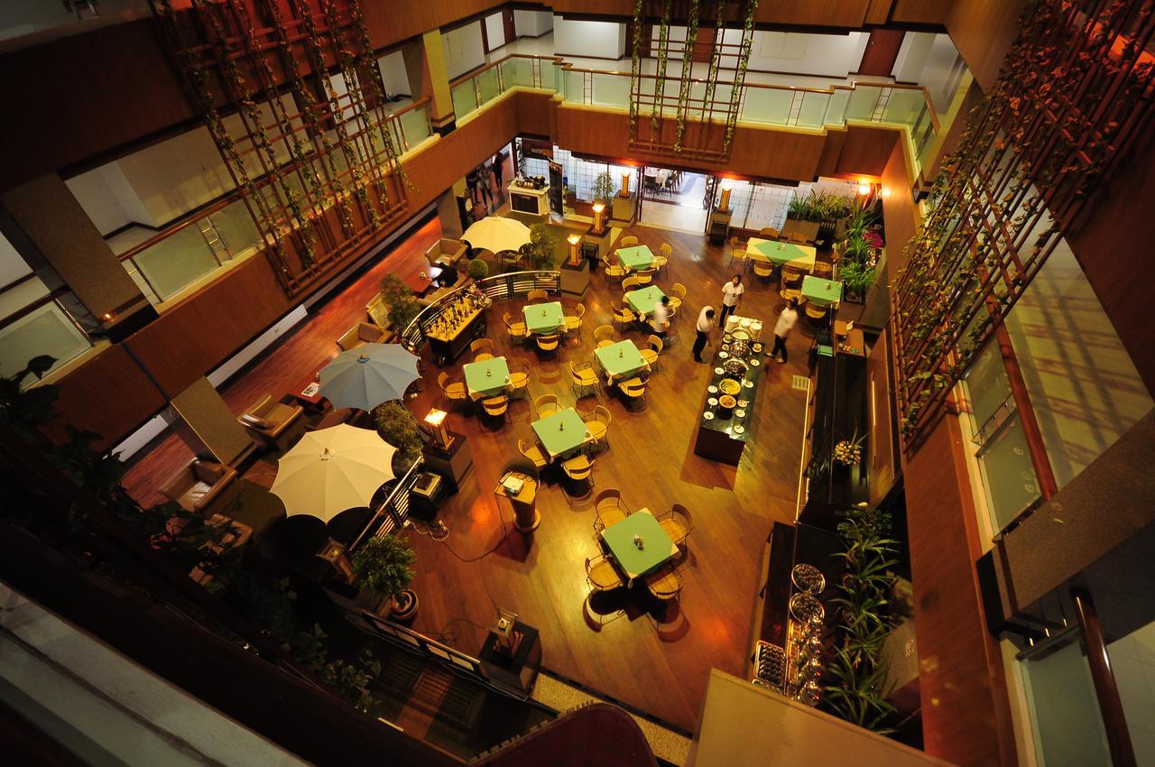 Friday Hotel Uttaradit Εξωτερικό φωτογραφία